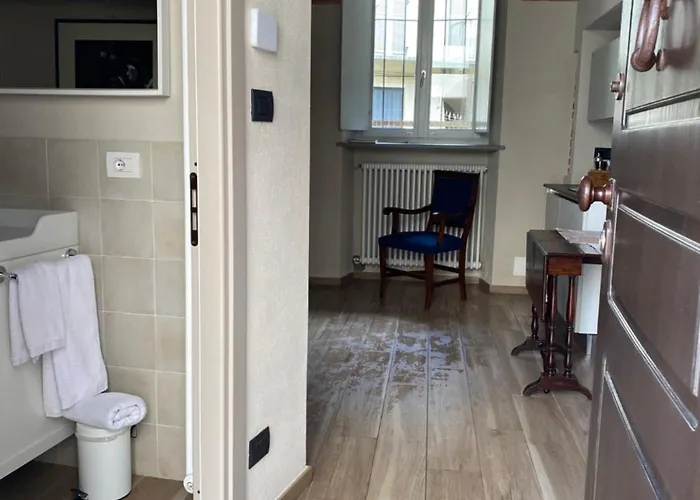 Vicolo San Giuseppe 8a E 8b 알바