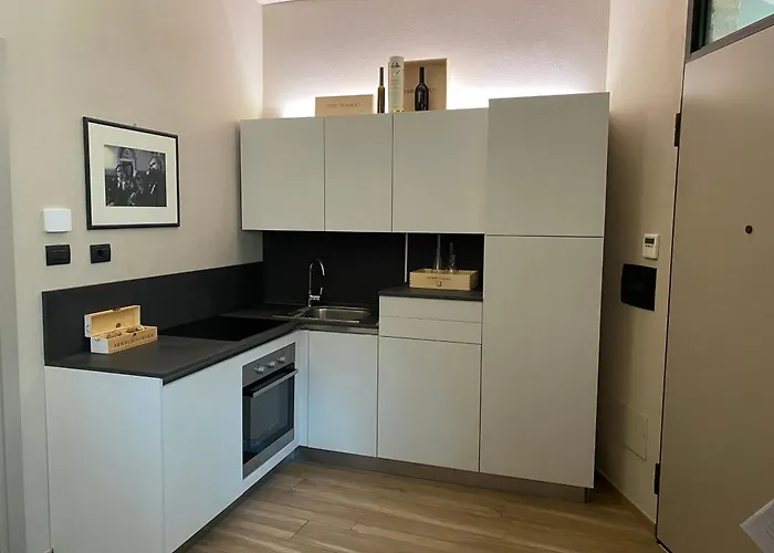 Vicolo San Giuseppe 8a E 8b 알바