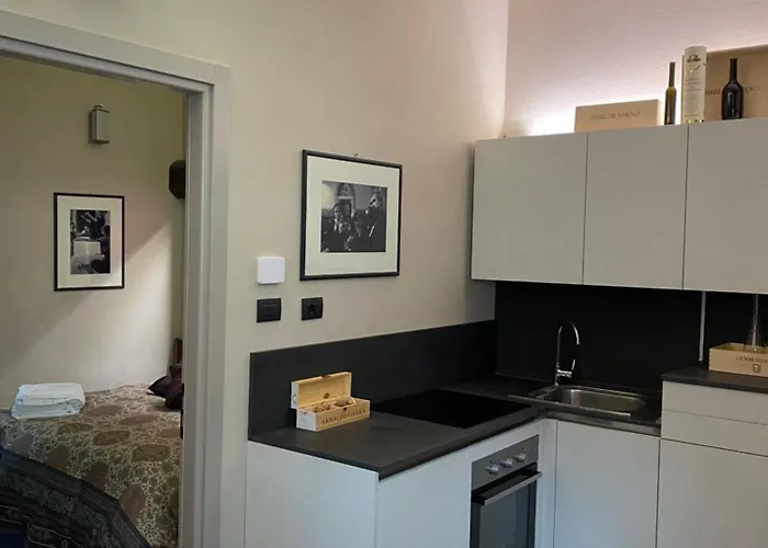 Vicolo San Giuseppe 8a E 8b